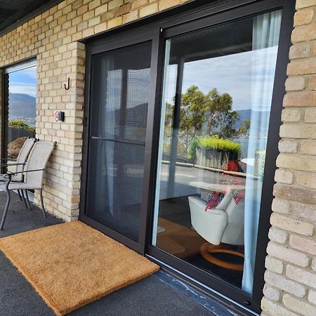 Waterfront Abode - 2 Bedrooms Χόμπαρτ Εξωτερικό φωτογραφία