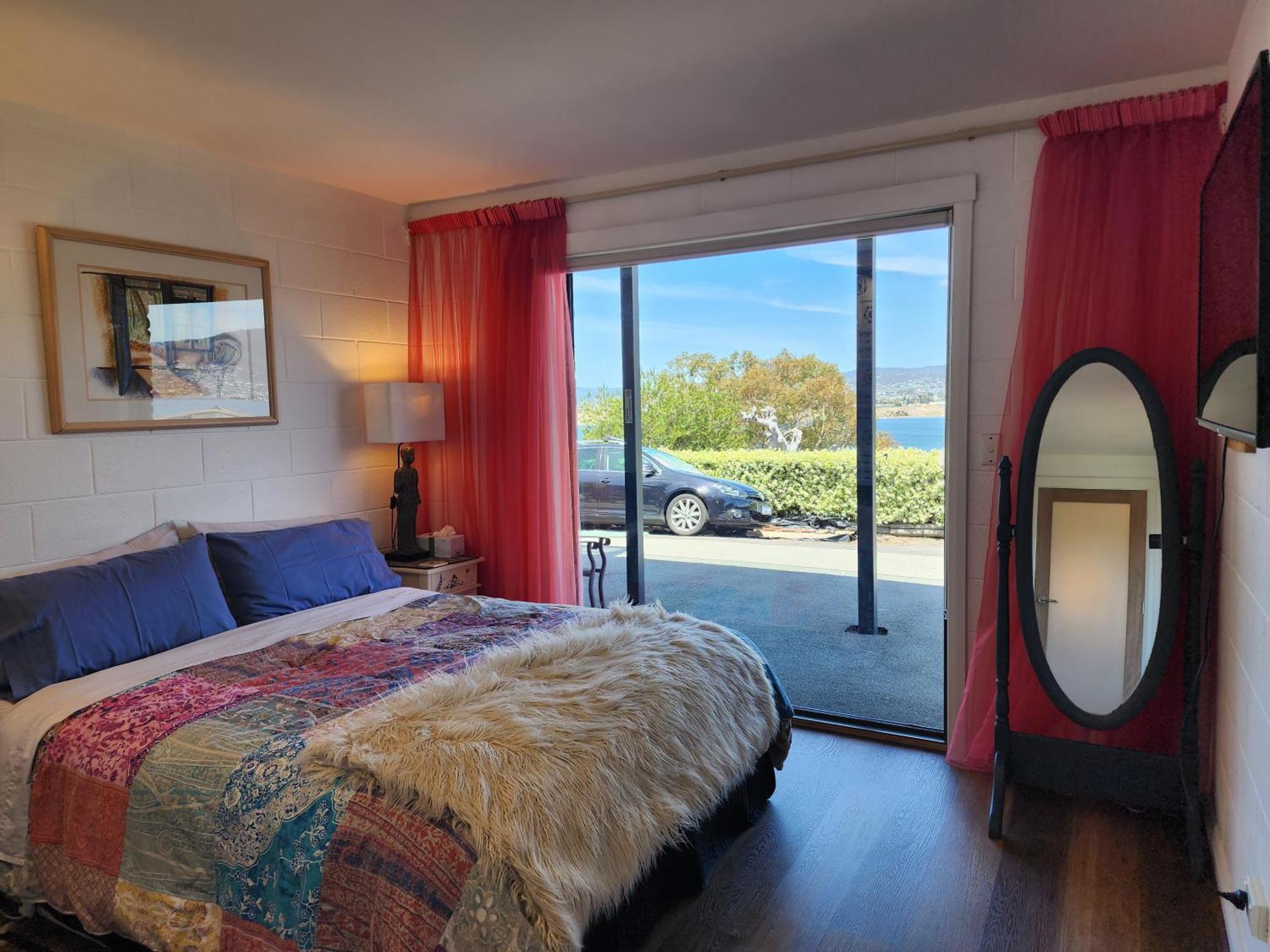 Waterfront Abode - 2 Bedrooms Χόμπαρτ Εξωτερικό φωτογραφία